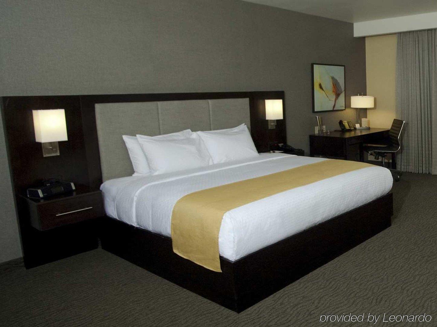 Doubletree By Hilton Bemidji Hotell Exteriör bild