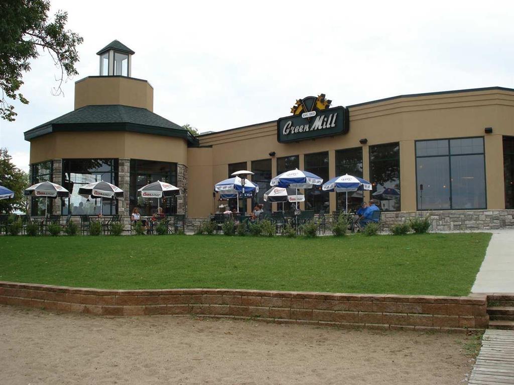 Doubletree By Hilton Bemidji Hotell Restaurang bild