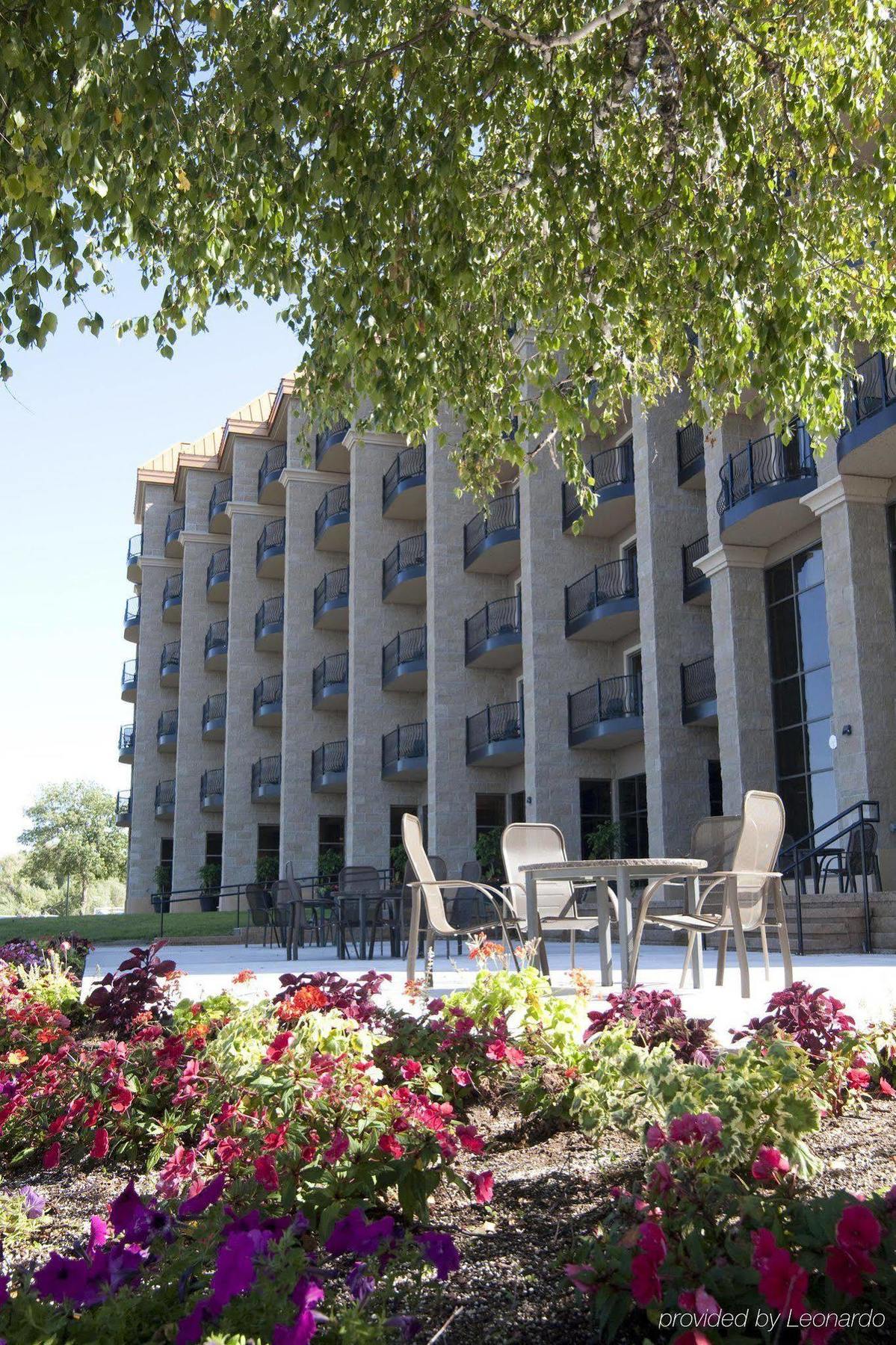 Doubletree By Hilton Bemidji Hotell Exteriör bild