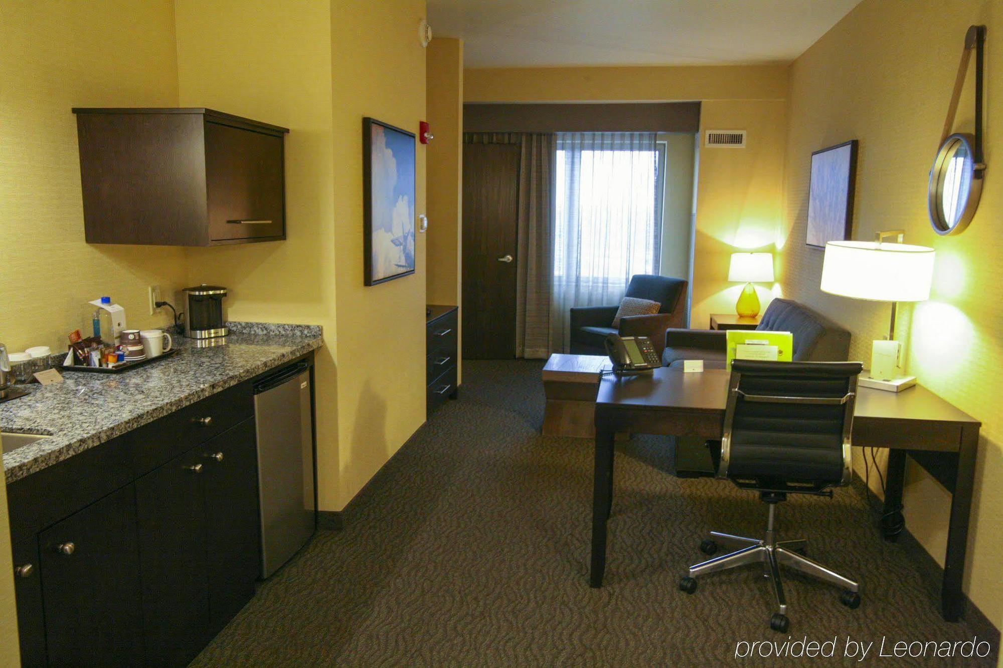 Doubletree By Hilton Bemidji Hotell Exteriör bild
